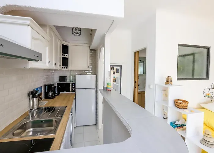 Beau Studio Proche De La Plage Apartmán